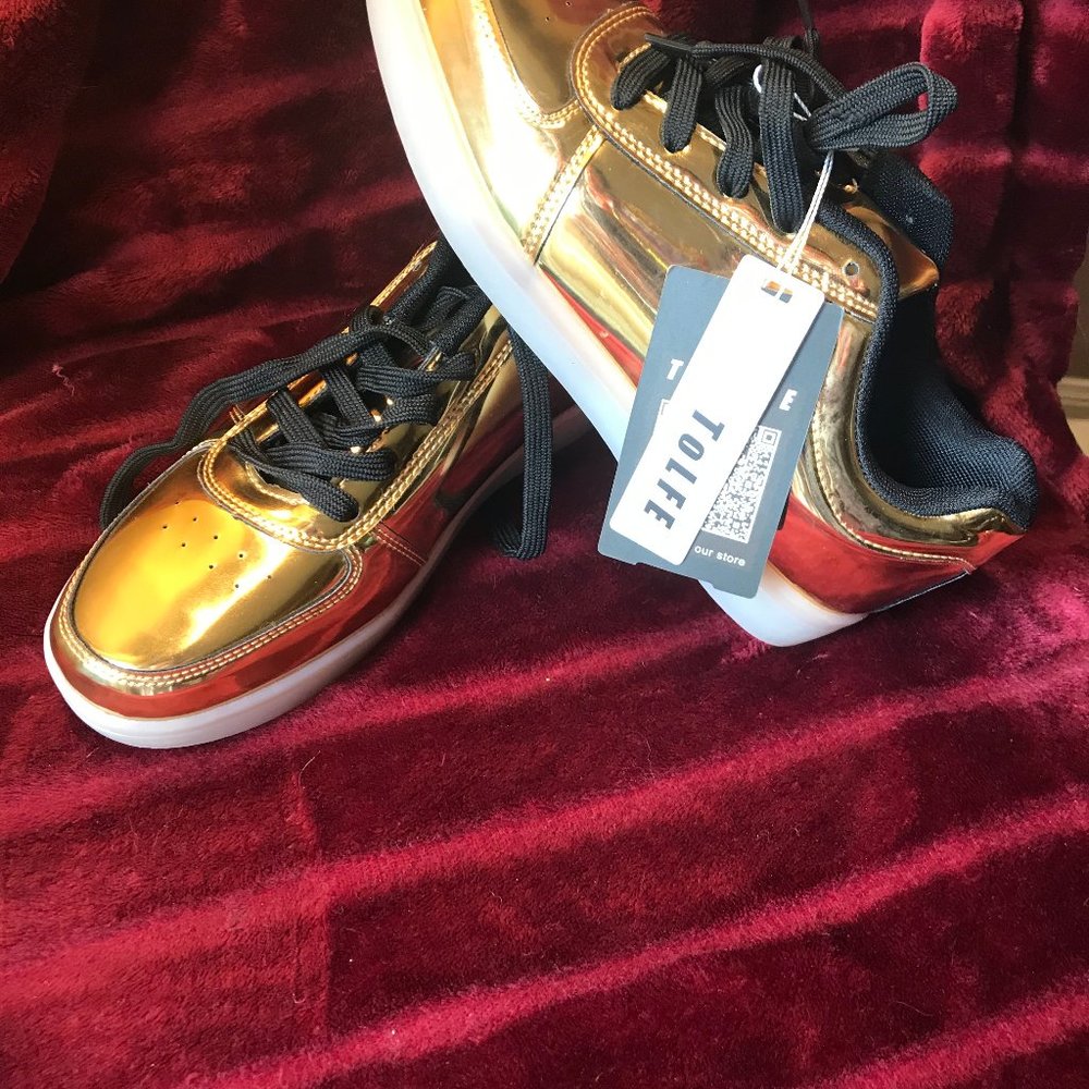 Light-up Sneakers - Picture 2 of 3